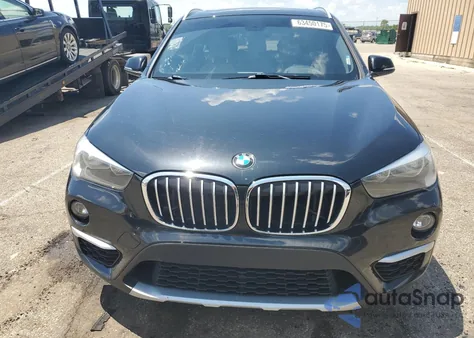 2018 BMW X1 xDrive28I из США, поврежденный, VIN WBXHT3C30J5K30663